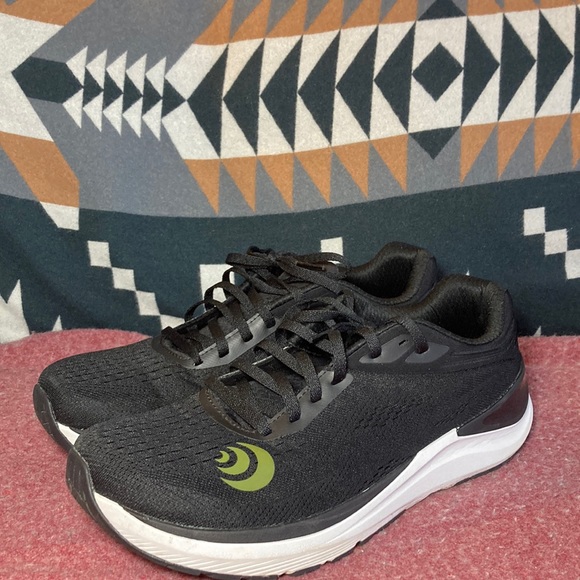 Topo UltraFly 3 Performance Running Shoes - Picture 3 of 14